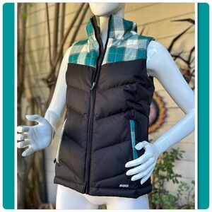 The North Face women’s 550 vest